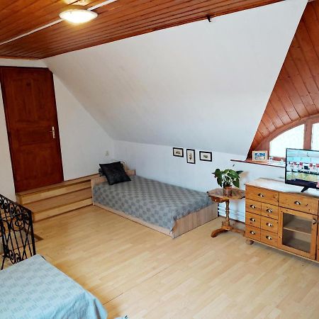 Monami Art Apartman Vac Exterior photo