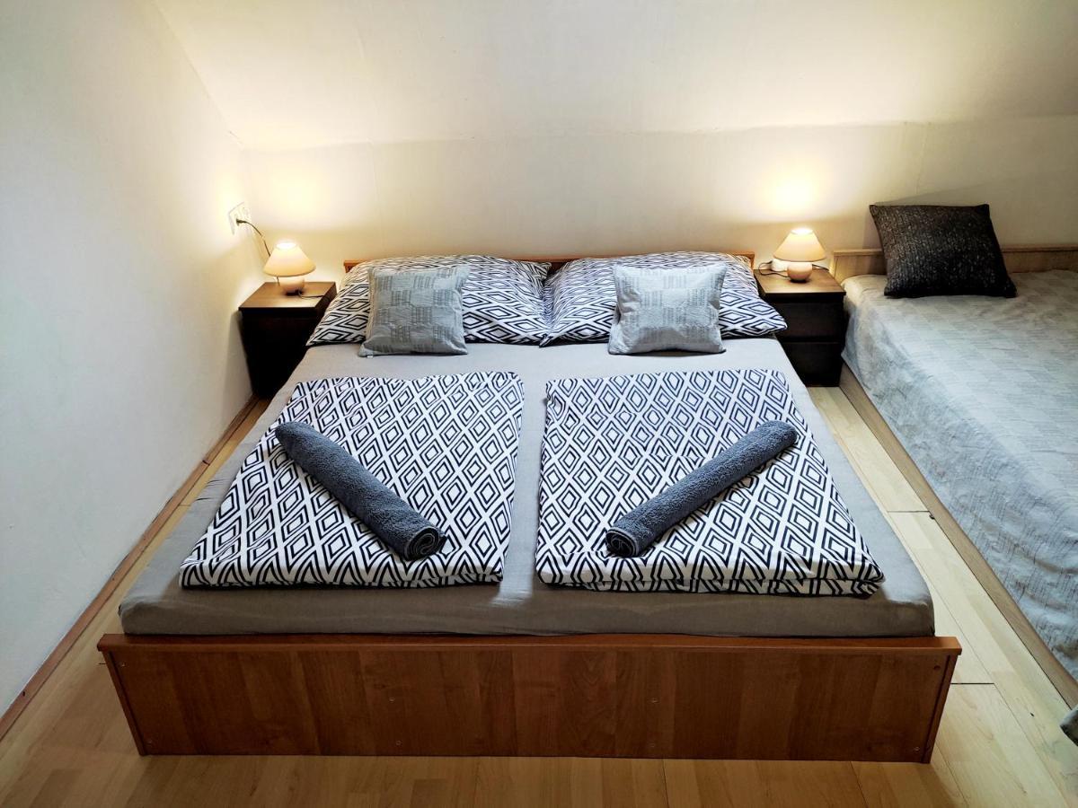 Monami Art Apartman Vac Exterior photo