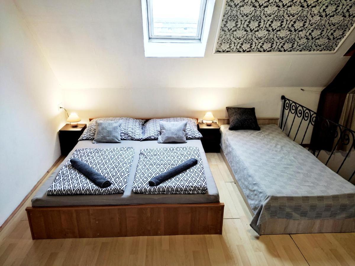 Monami Art Apartman Vac Exterior photo